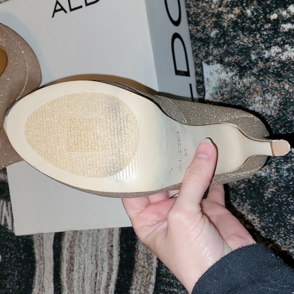 Aldo heels - Picture 2 of 5